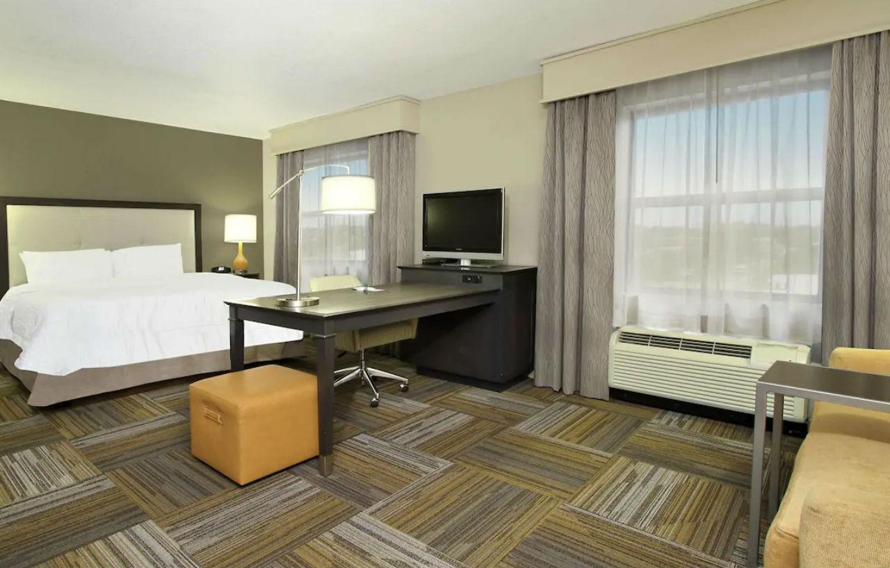 Hampton Inn & Suites-Florence Downtown Bagian luar foto