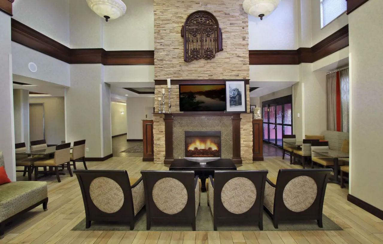 Hampton Inn & Suites-Florence Downtown Bagian luar foto