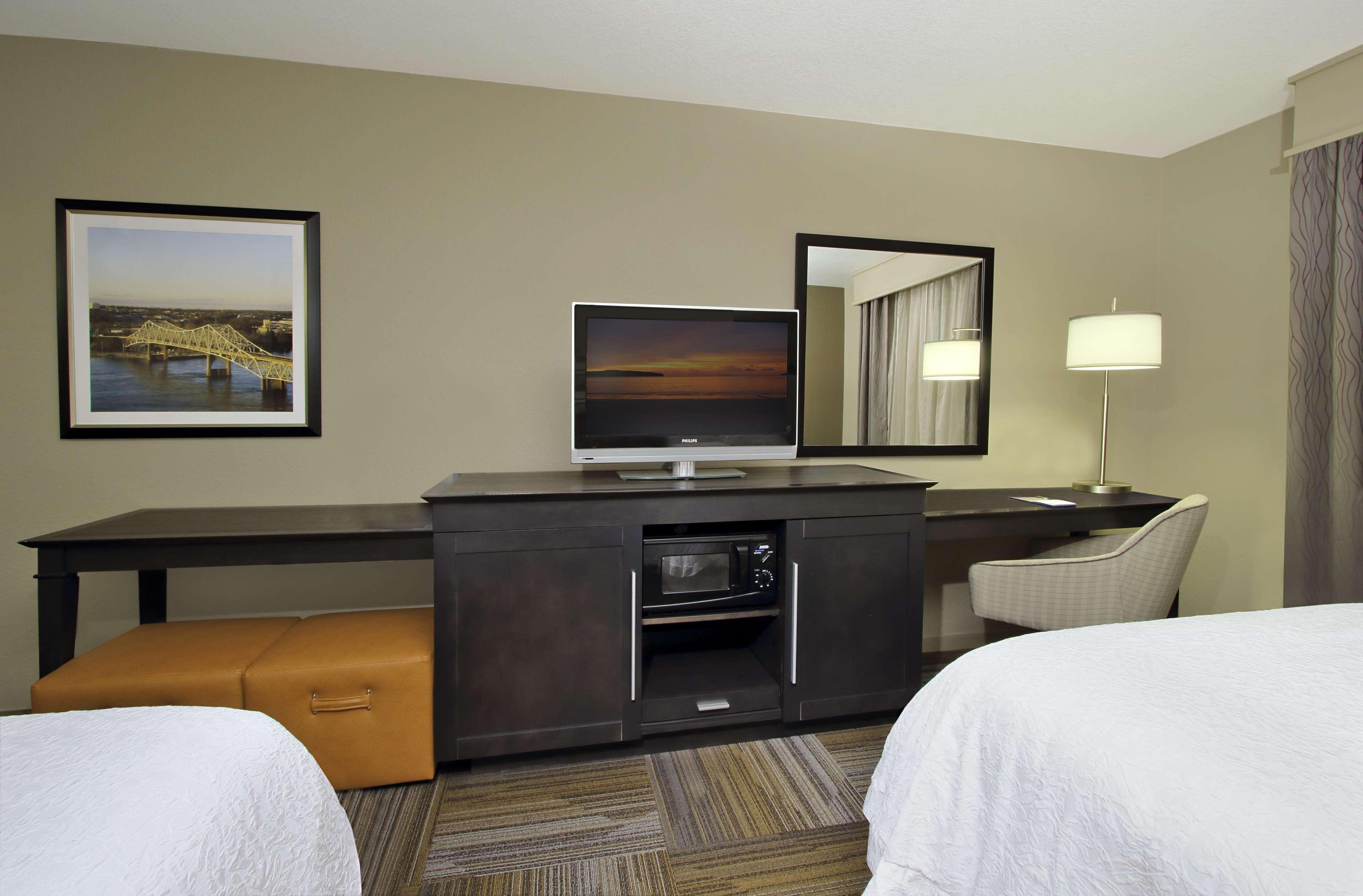 Hampton Inn & Suites-Florence Downtown Bagian luar foto