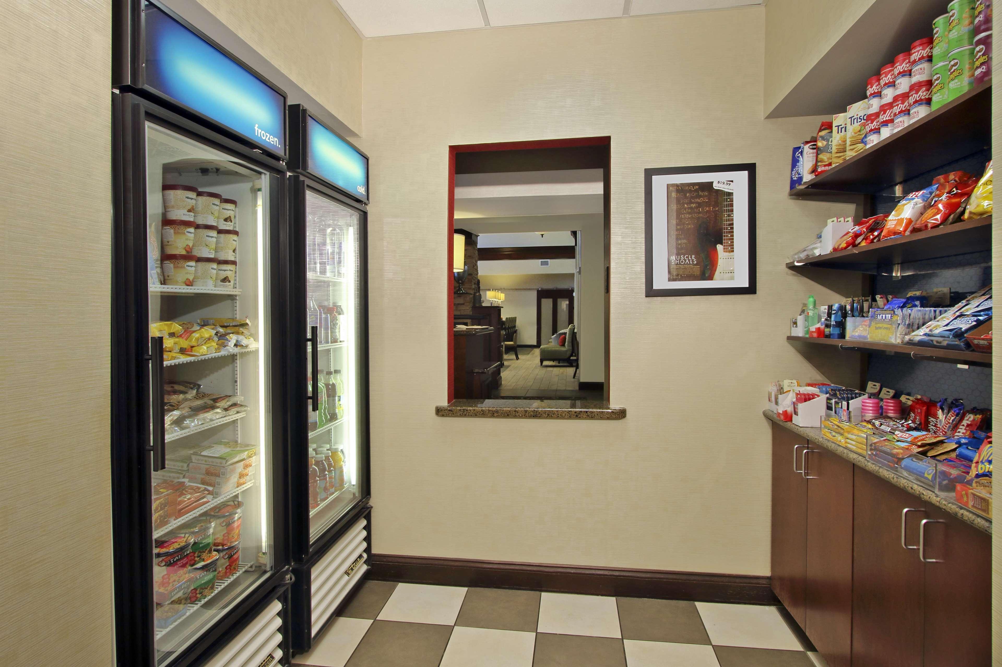 Hampton Inn & Suites-Florence Downtown Bagian luar foto