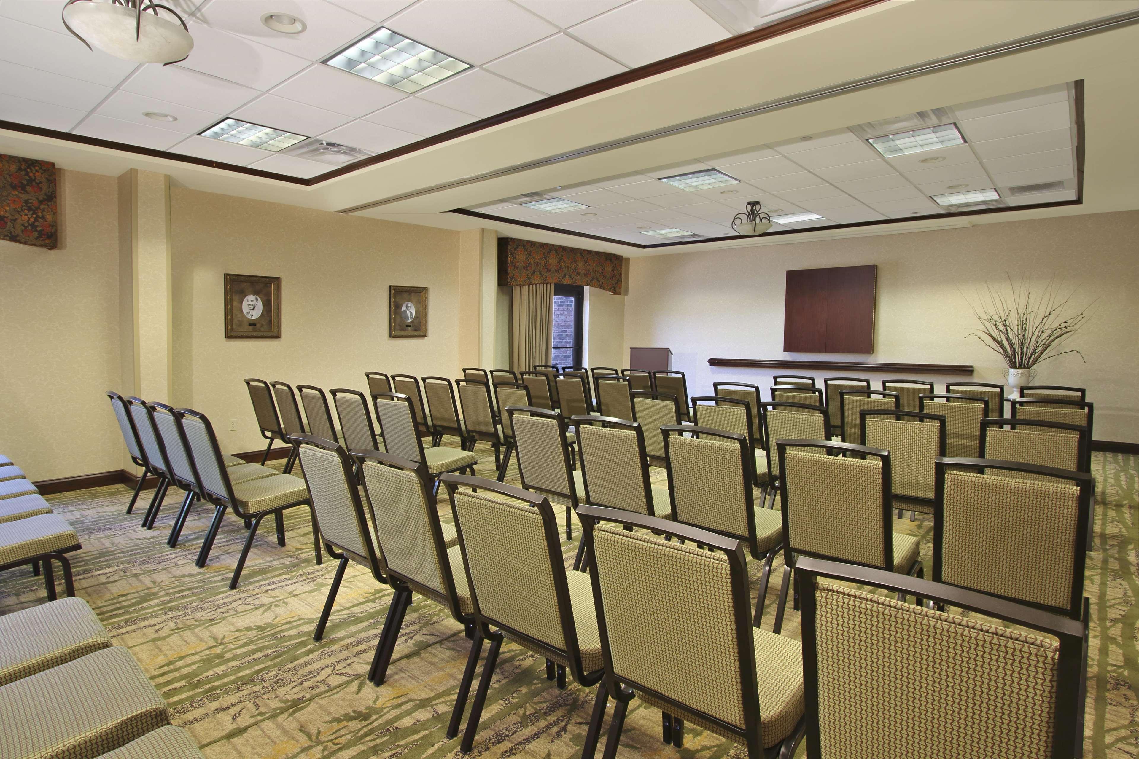 Hampton Inn & Suites-Florence Downtown Bagian luar foto